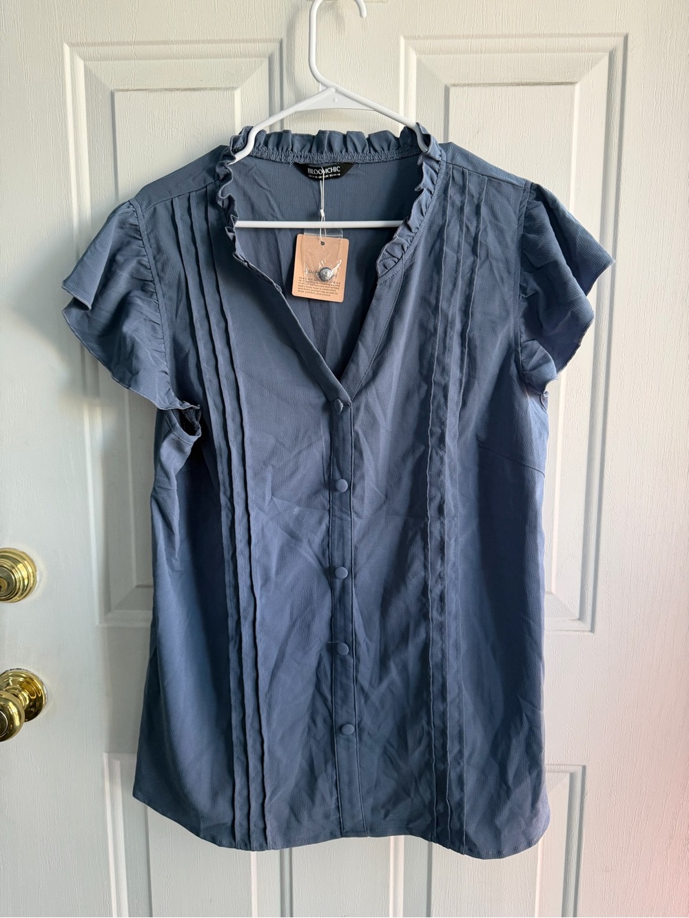 NWT BLOOMCHIC Women’s Navy Blue Button-Front Blouse Size 14-16 - Picture 2 of 10
